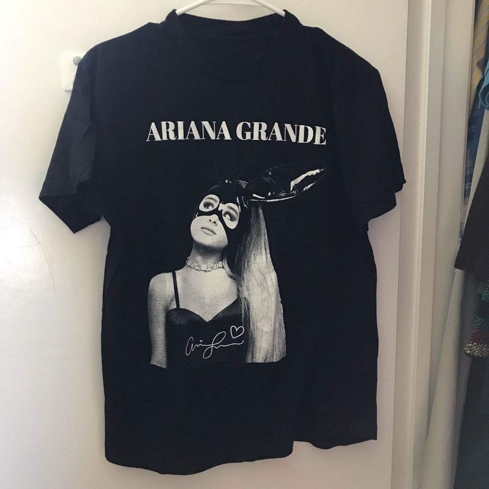 Ariana Grande Dangerous Woman Tour T-Shirt